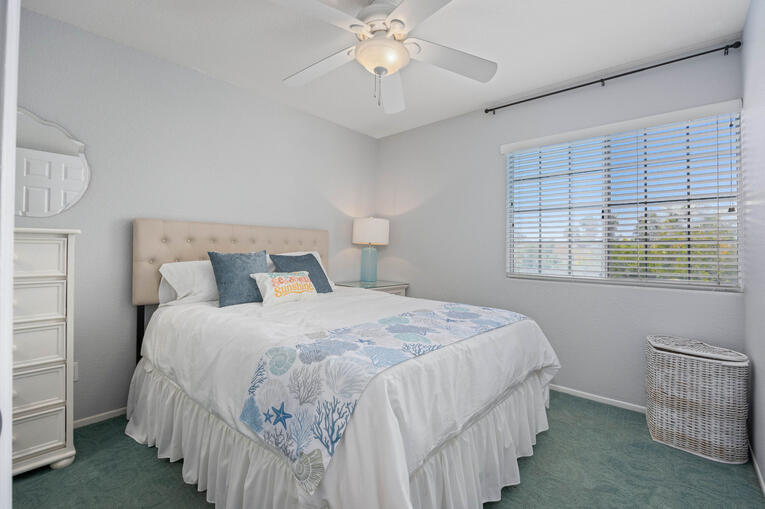 SW bedroom